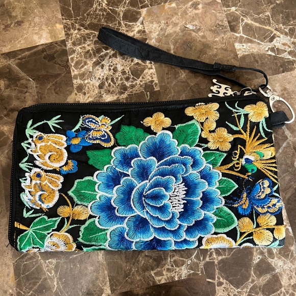 Floral embroidered zip wallet - Picture 4 of 10
